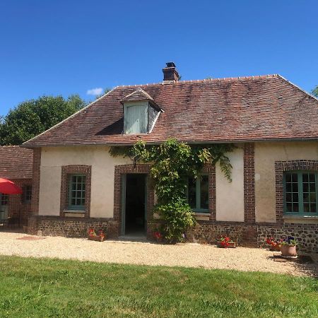 Le Rucher Bois-Normand-près-Lyre Exteriör bild