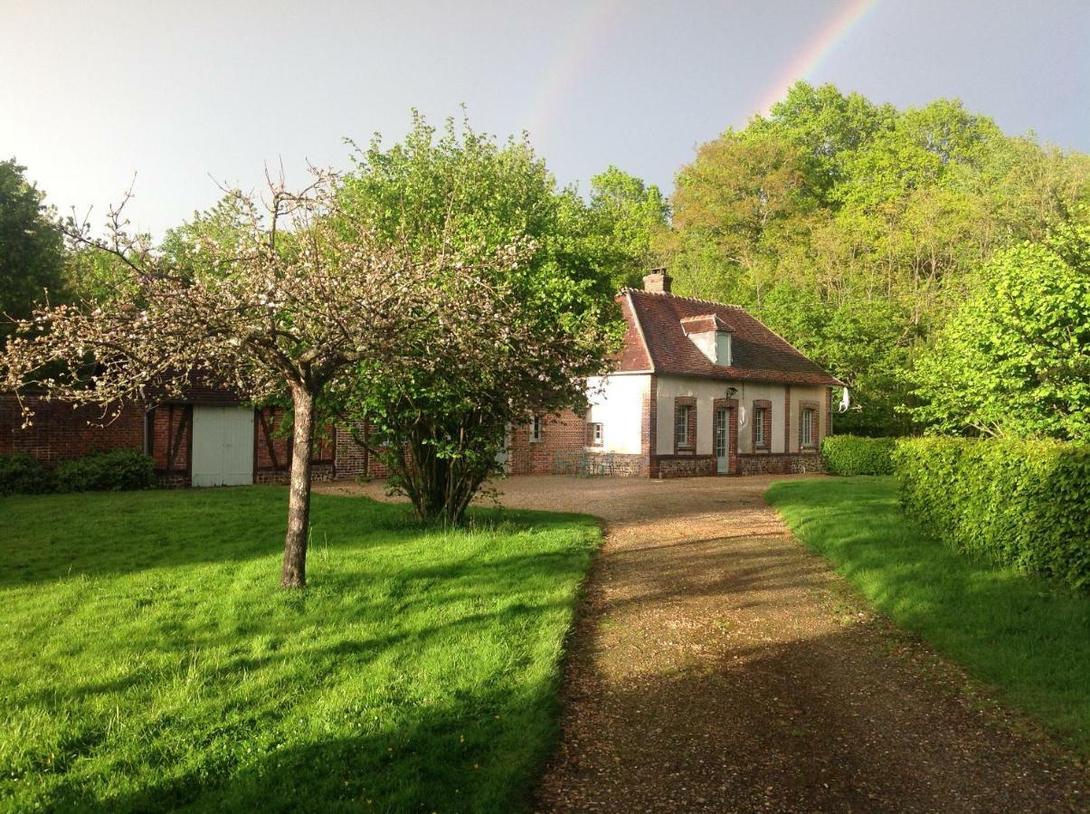 Le Rucher Bois-Normand-près-Lyre Exteriör bild