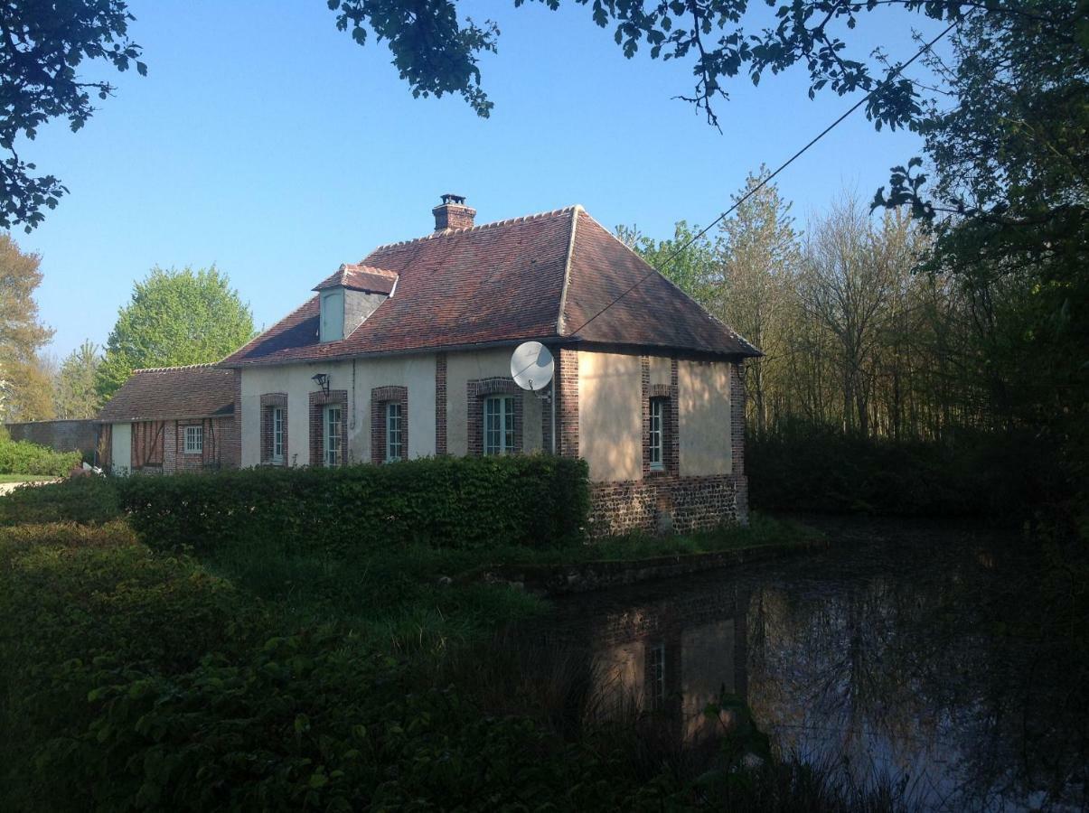 Le Rucher Bois-Normand-près-Lyre Exteriör bild